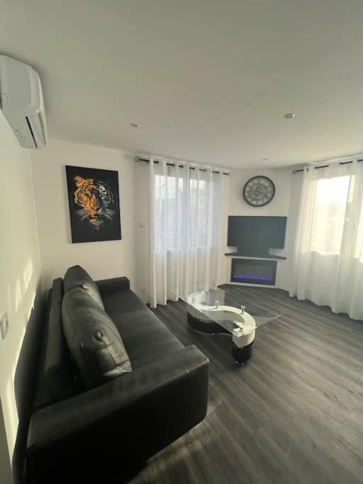 Appart De Luxe Tout Confort Jusqu A 4 Personnes Triel-sur-Seine Exterior foto