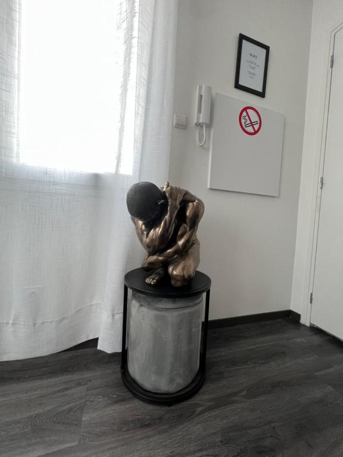 Appart De Luxe Tout Confort Jusqu A 4 Personnes Triel-sur-Seine Exterior foto